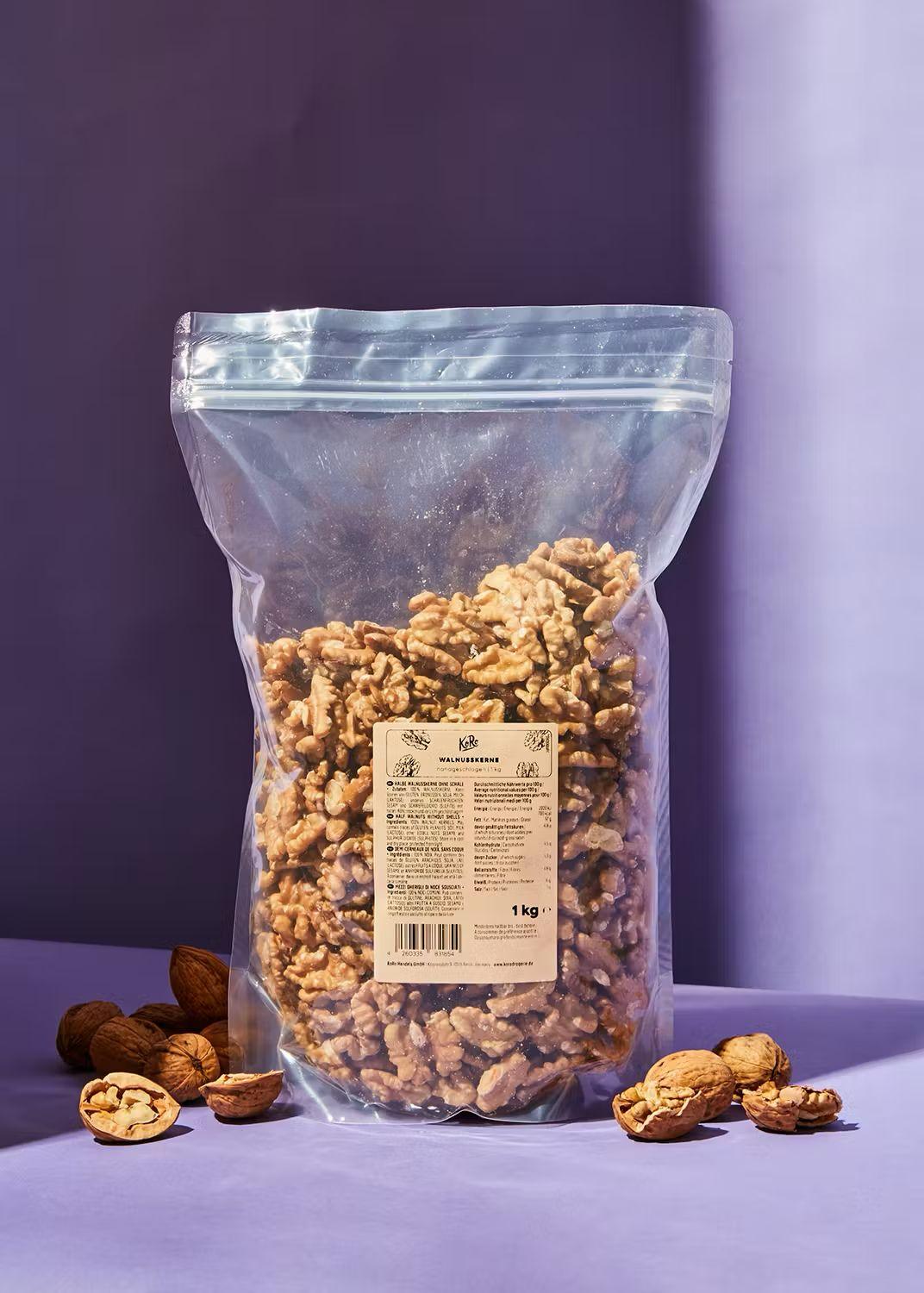 KoRo Grosse Walnusskerne | 1kg Extra Helle Nüsse - fitgrade.ch