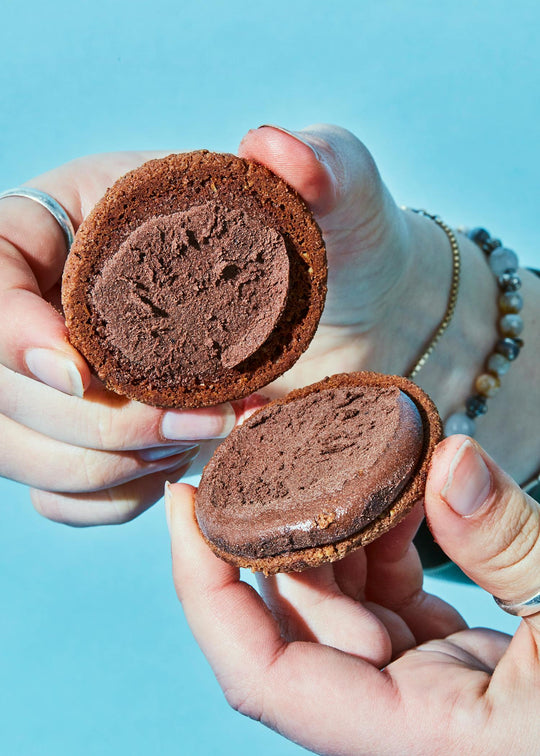 KoRo Hafer-Doppelkeks mit dunkler Schokofüllung | 80 g - fitgrade.ch